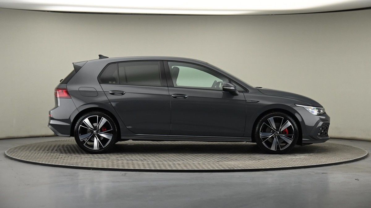 Volkswagen Golf Image 26