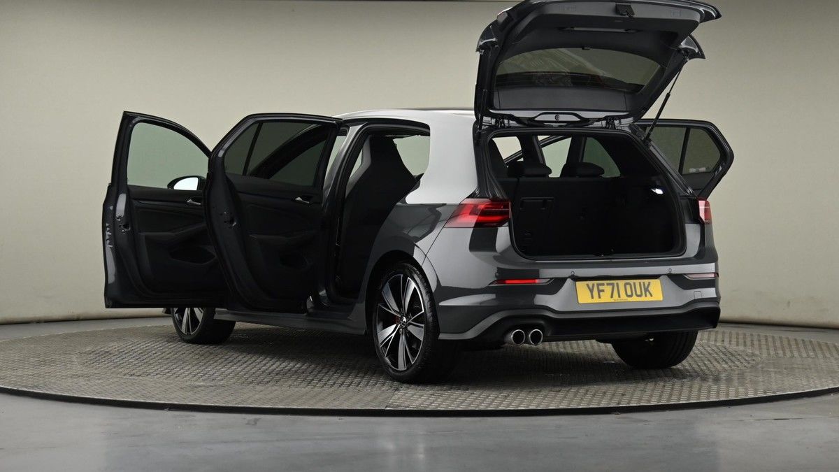 Volkswagen Golf Image 28