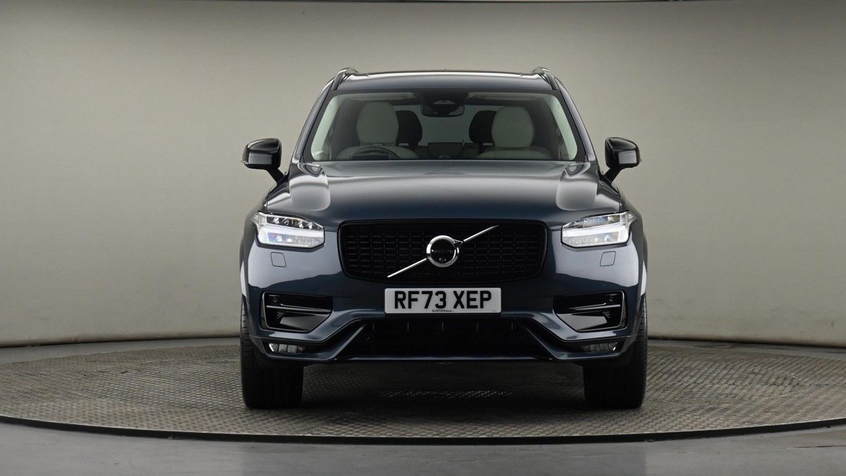 Volvo XC90 Image 21
