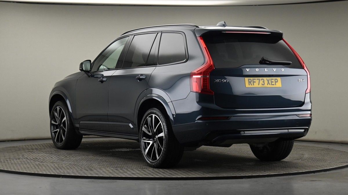 Volvo XC90 Image 24