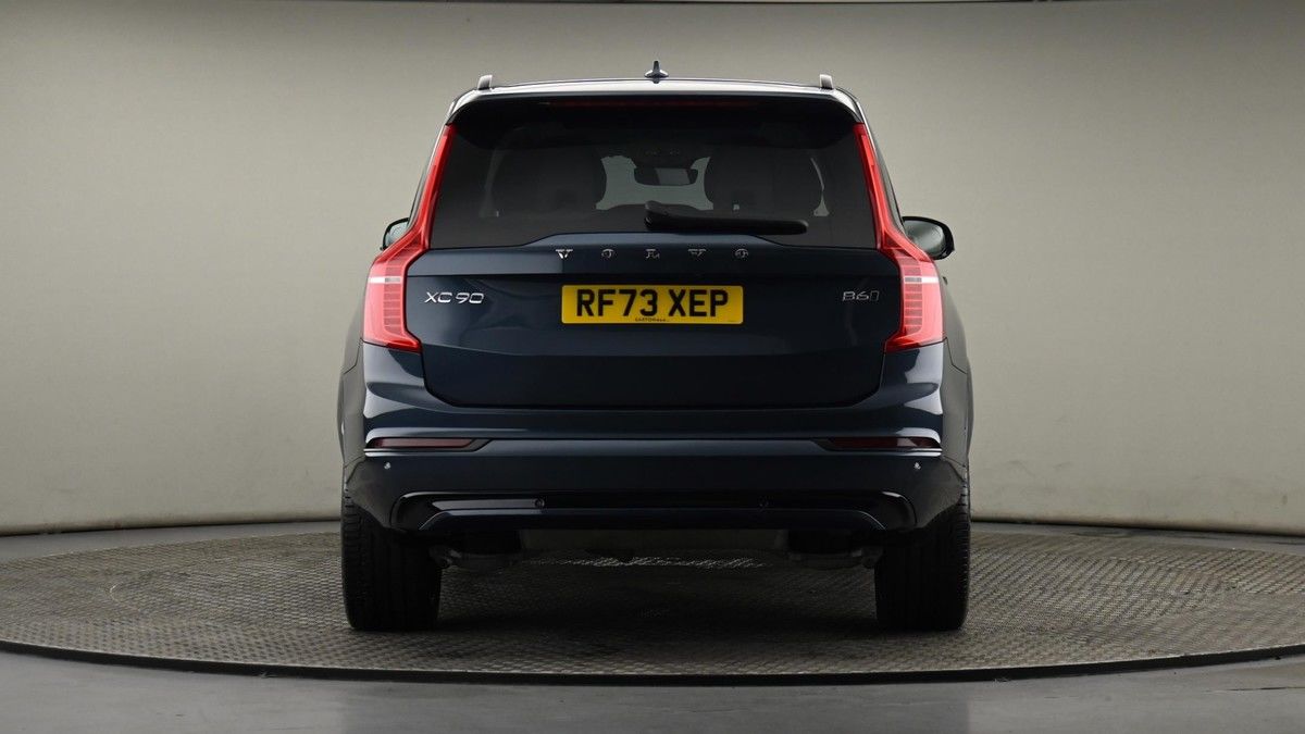 Volvo XC90 Image 25