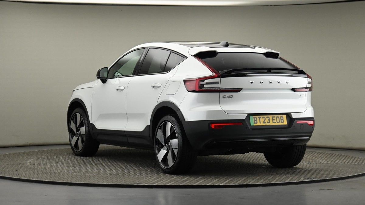 Volvo C40 Image 24