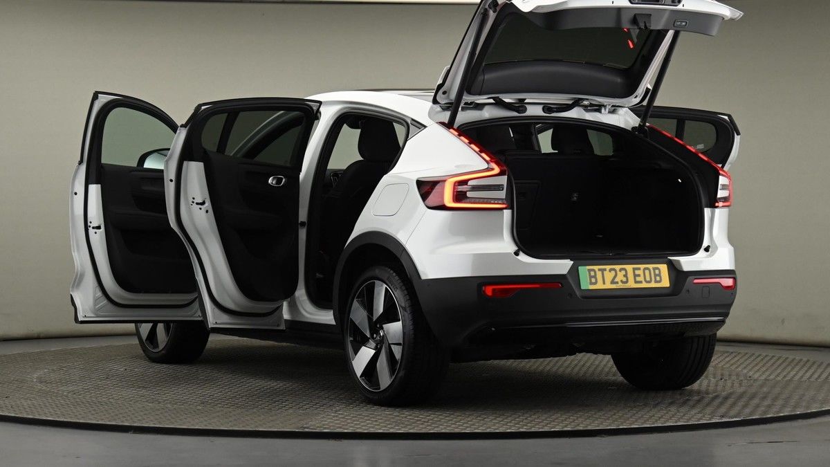 Volvo C40 Image 29