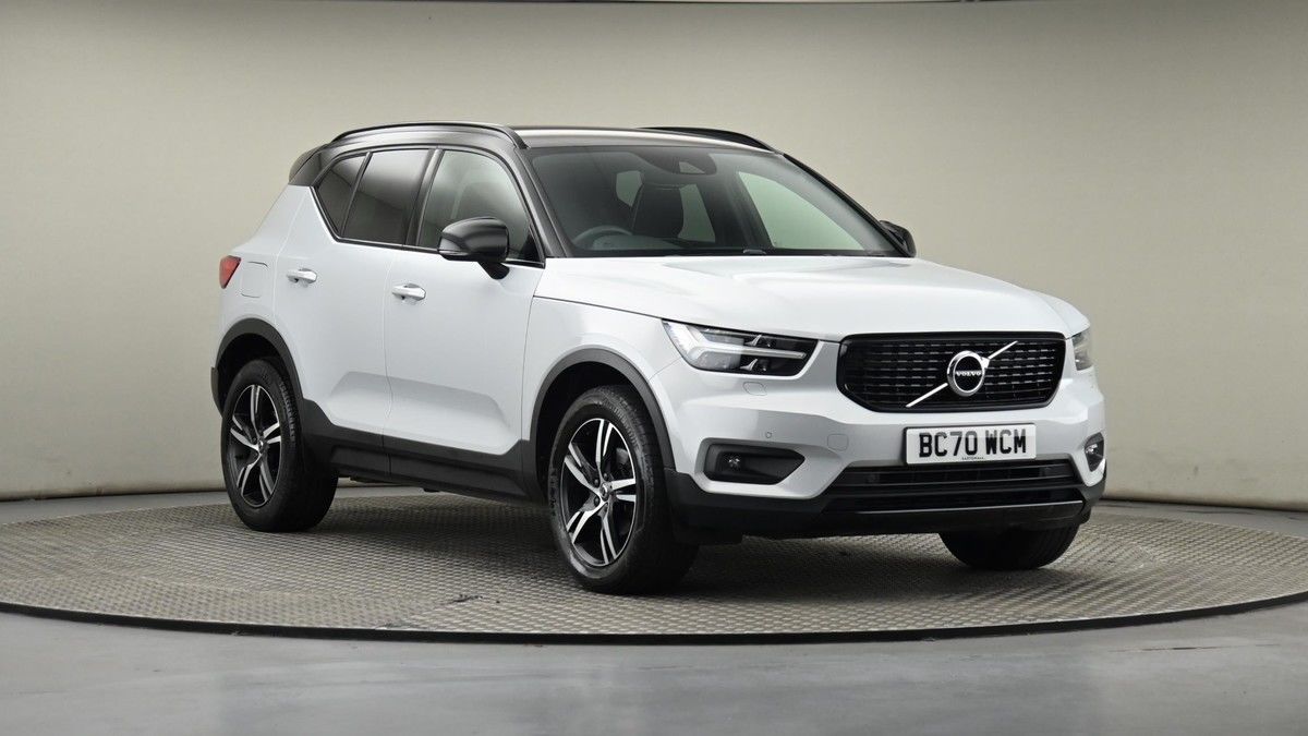Volvo XC40 Sticky Header Image