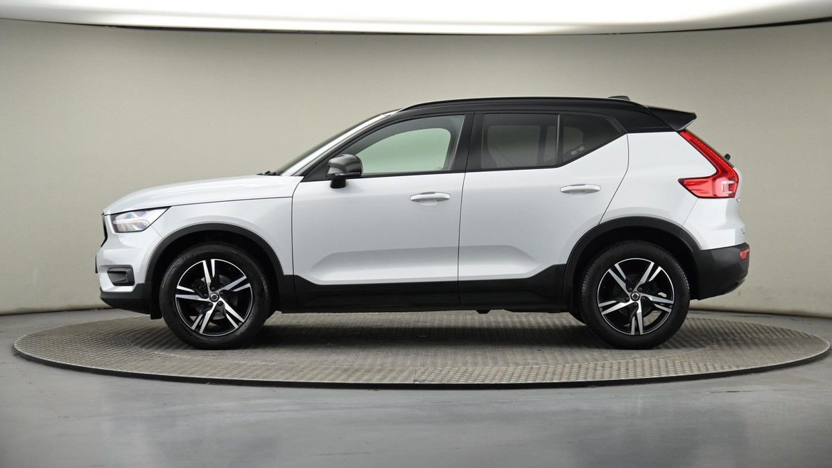 Volvo XC40 Image 22