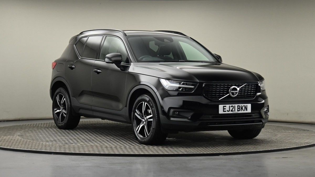 Volvo XC40 Sticky Header Image