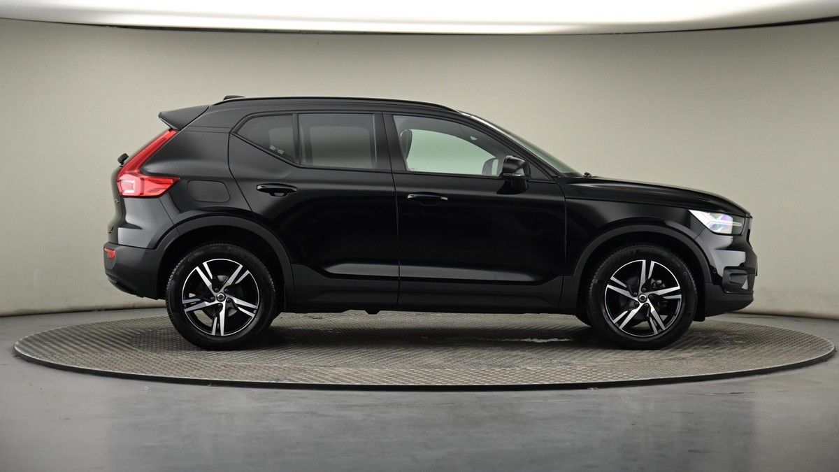Volvo XC40 Image 27