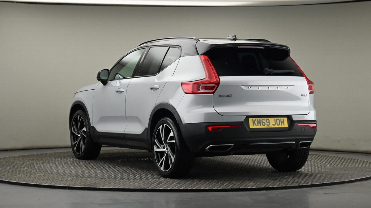 Volvo XC40 Image 24
