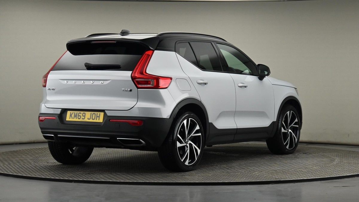 Volvo XC40 Image 26