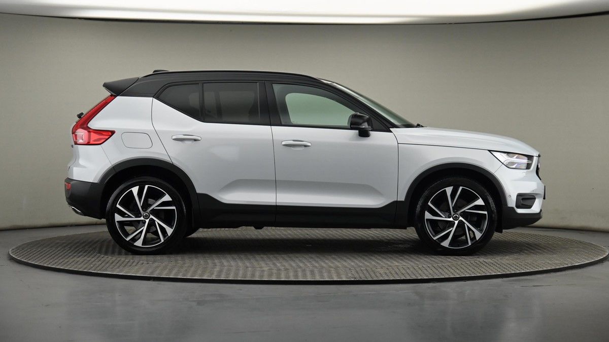 Volvo XC40 Image 27