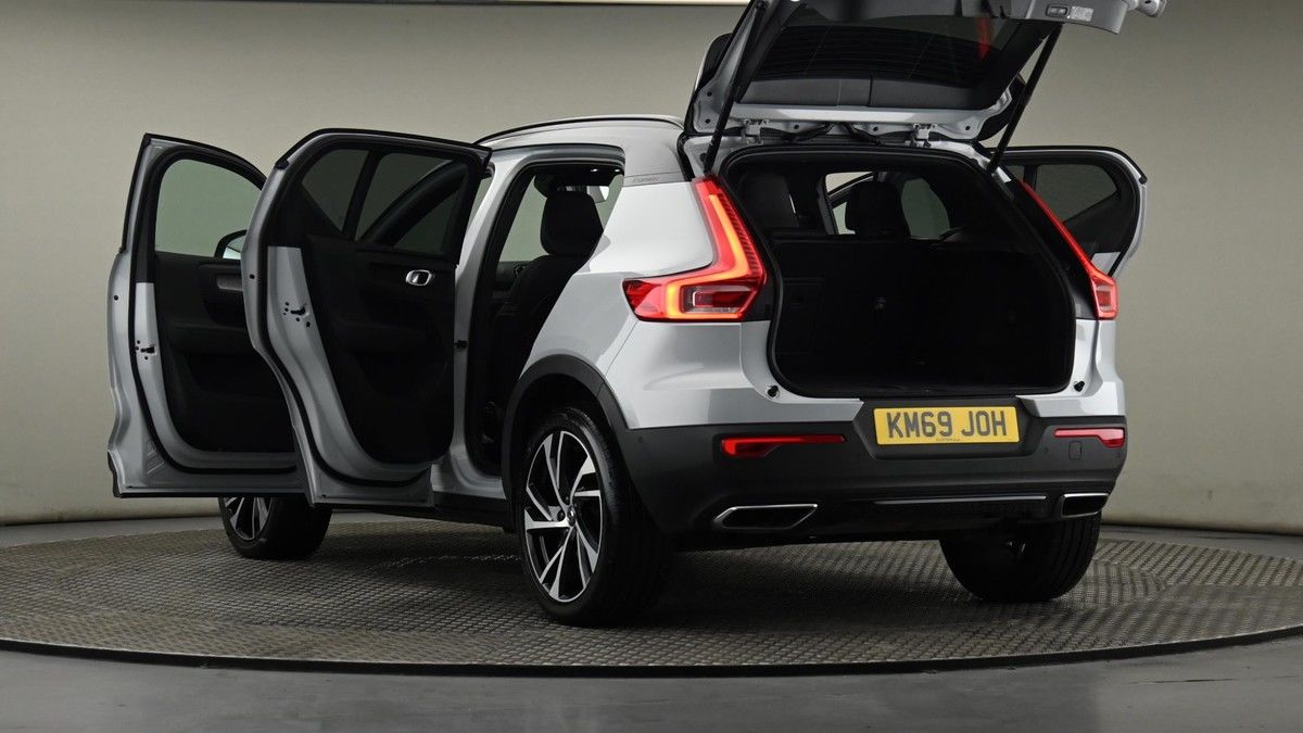 Volvo XC40 Image 29