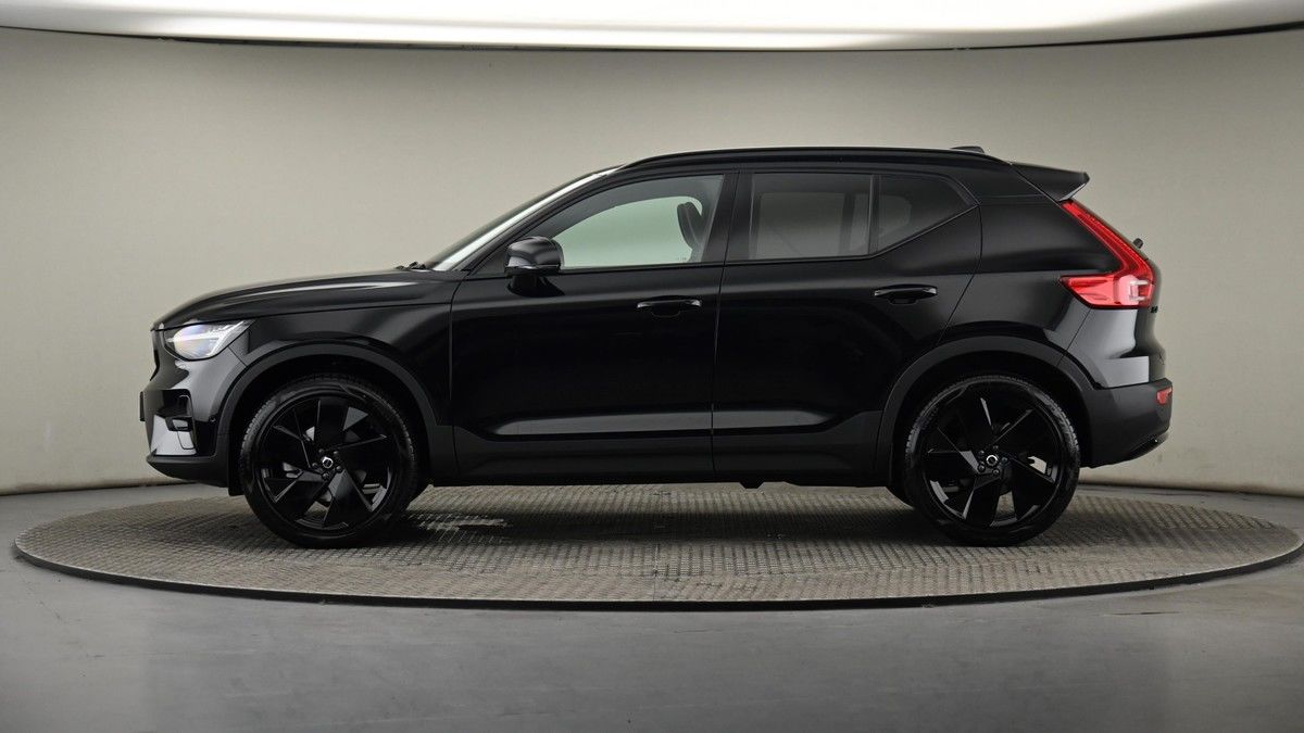 Volvo XC40 Image 23