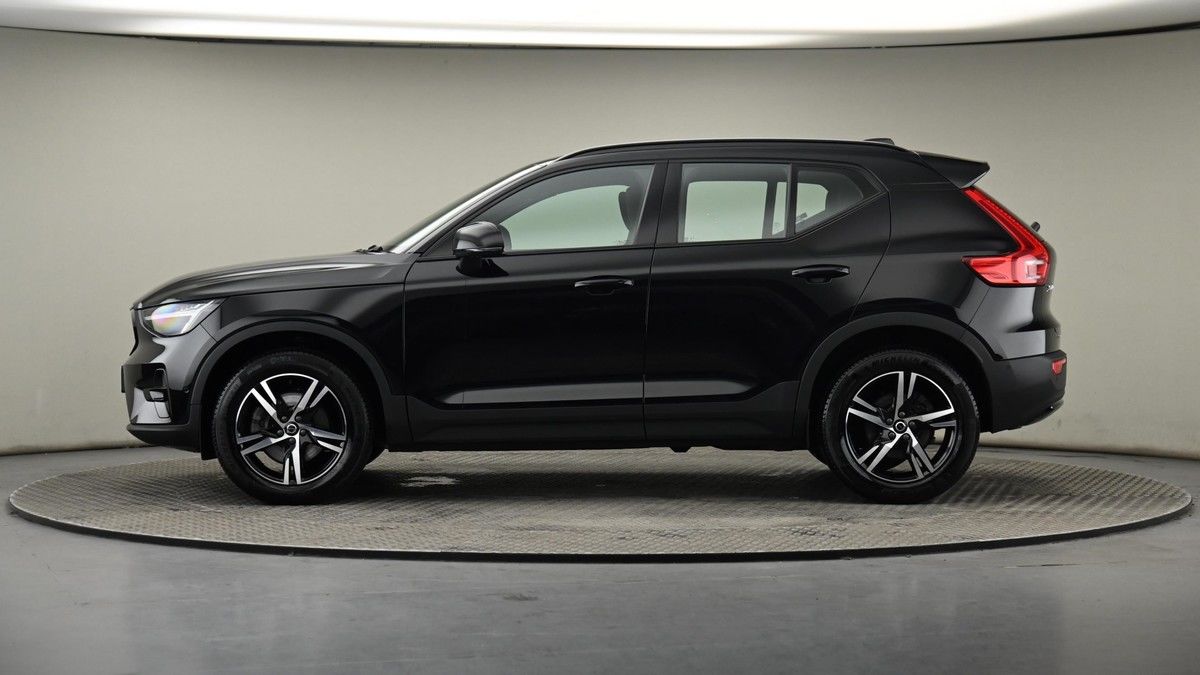 Volvo XC40 Image 22