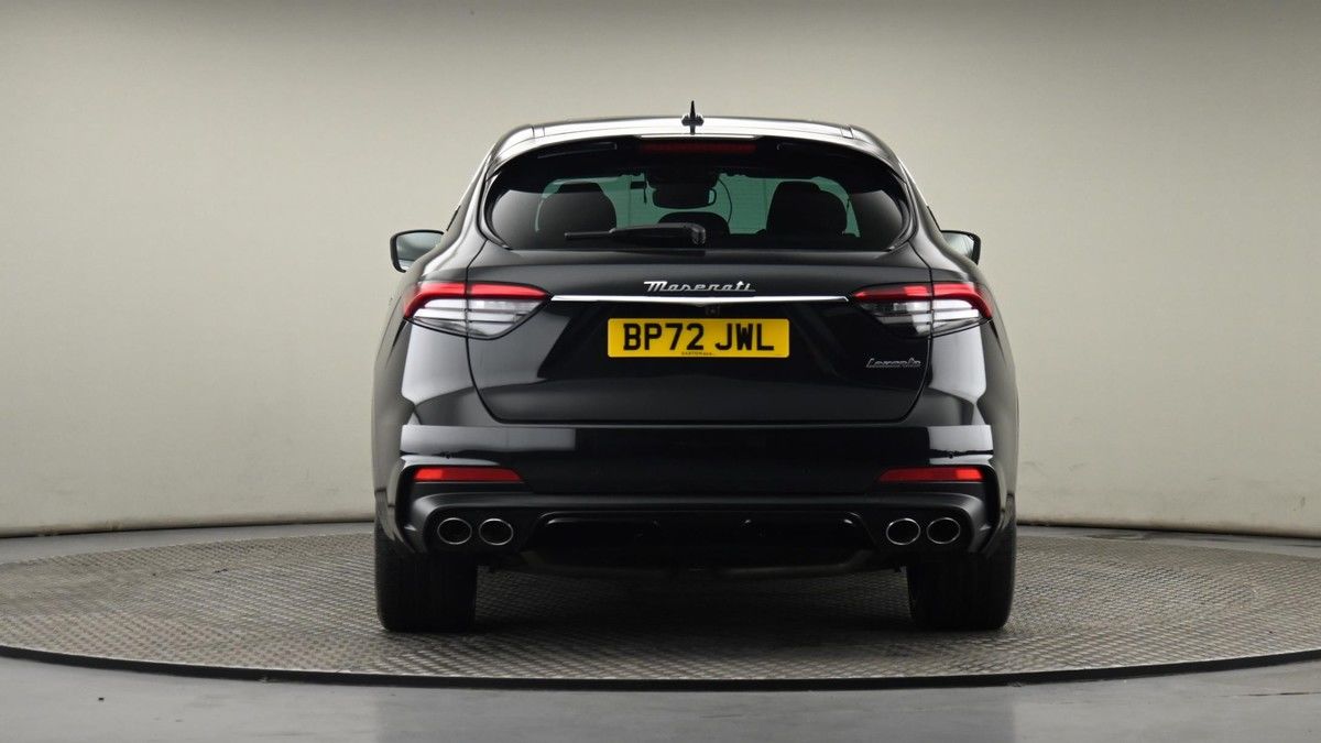 Maserati Levante Image 25