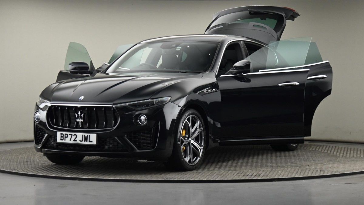 Maserati Levante Image 28