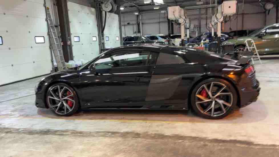 More views of Audi R8