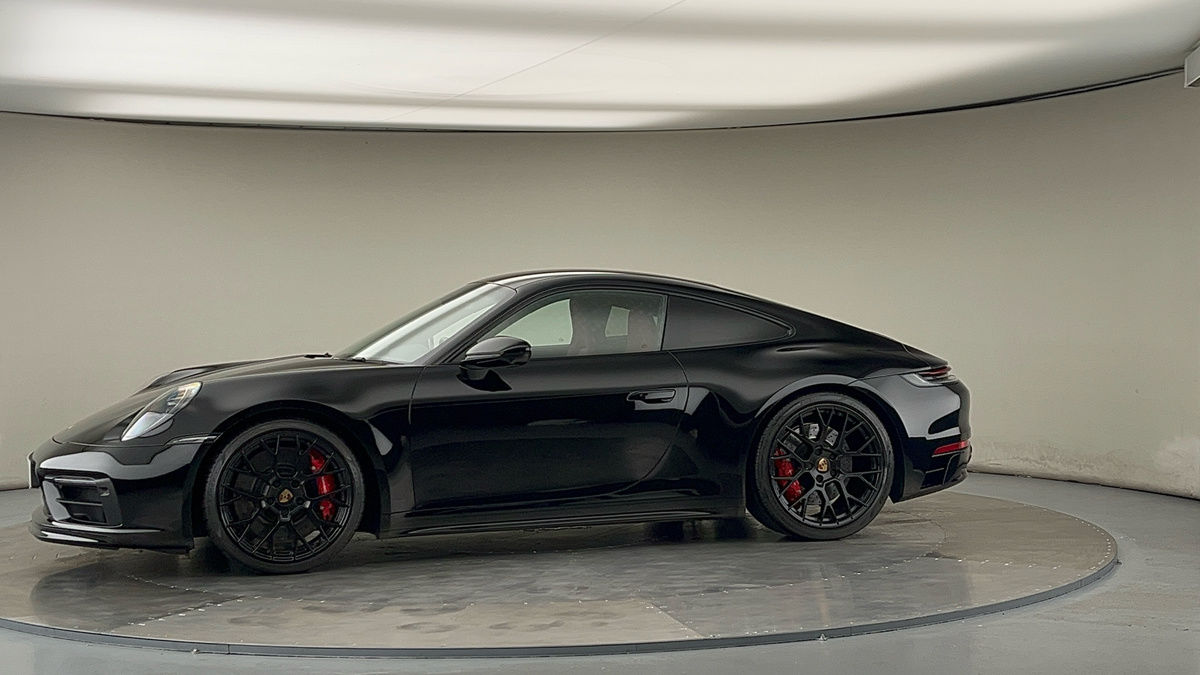 More views of Porsche 911