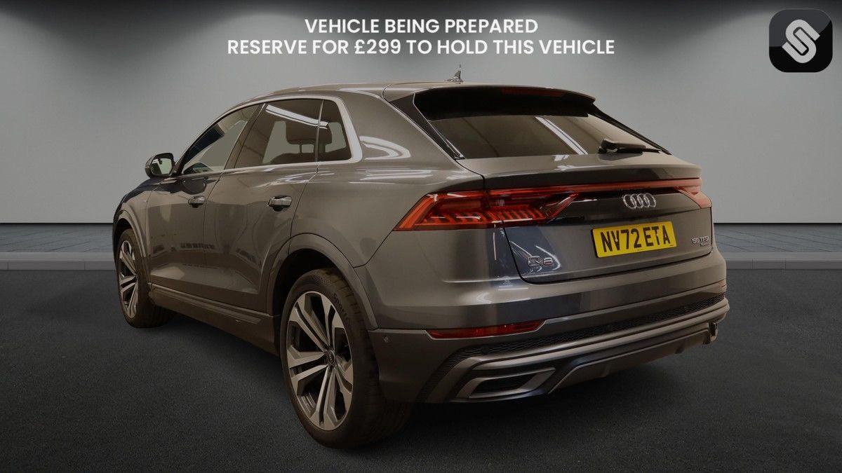 Audi Q8 Image 3
