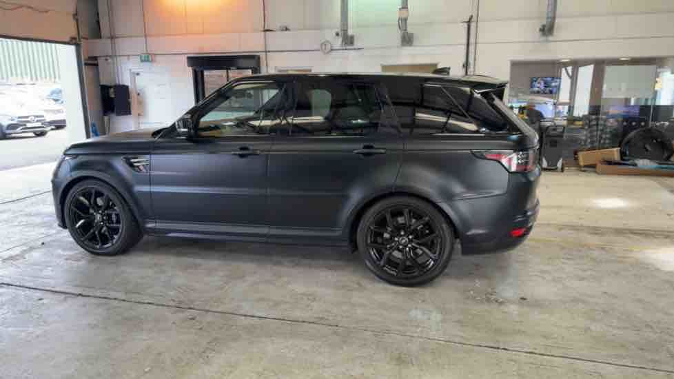 More views of Land Rover Range Rover Sport