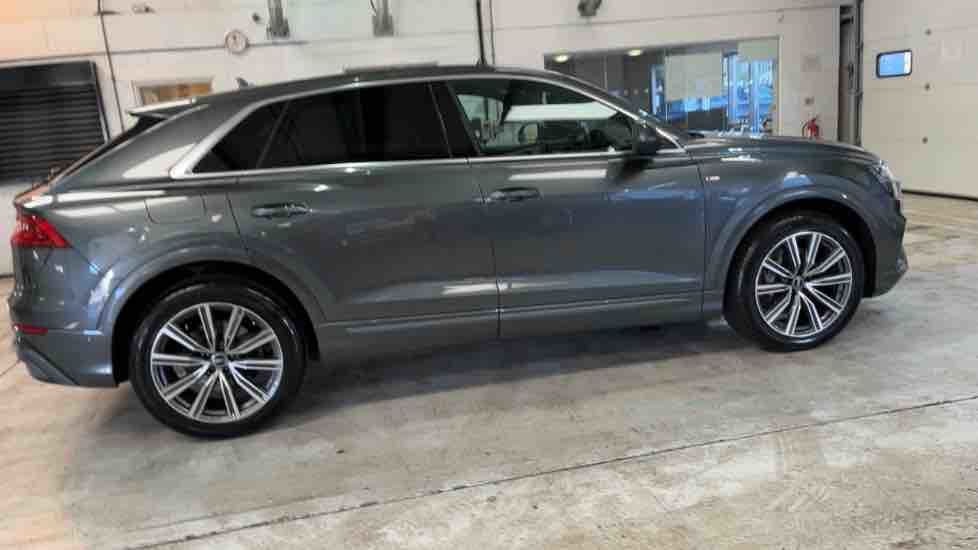 More views of Audi Q8