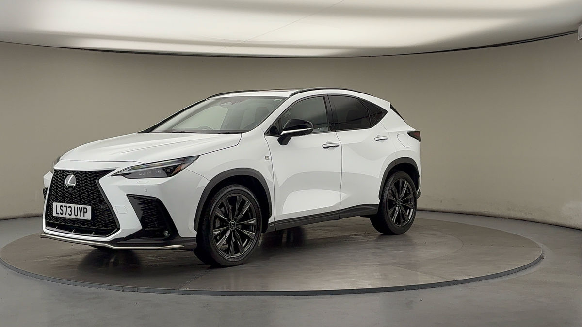 Lexus NX Image 20