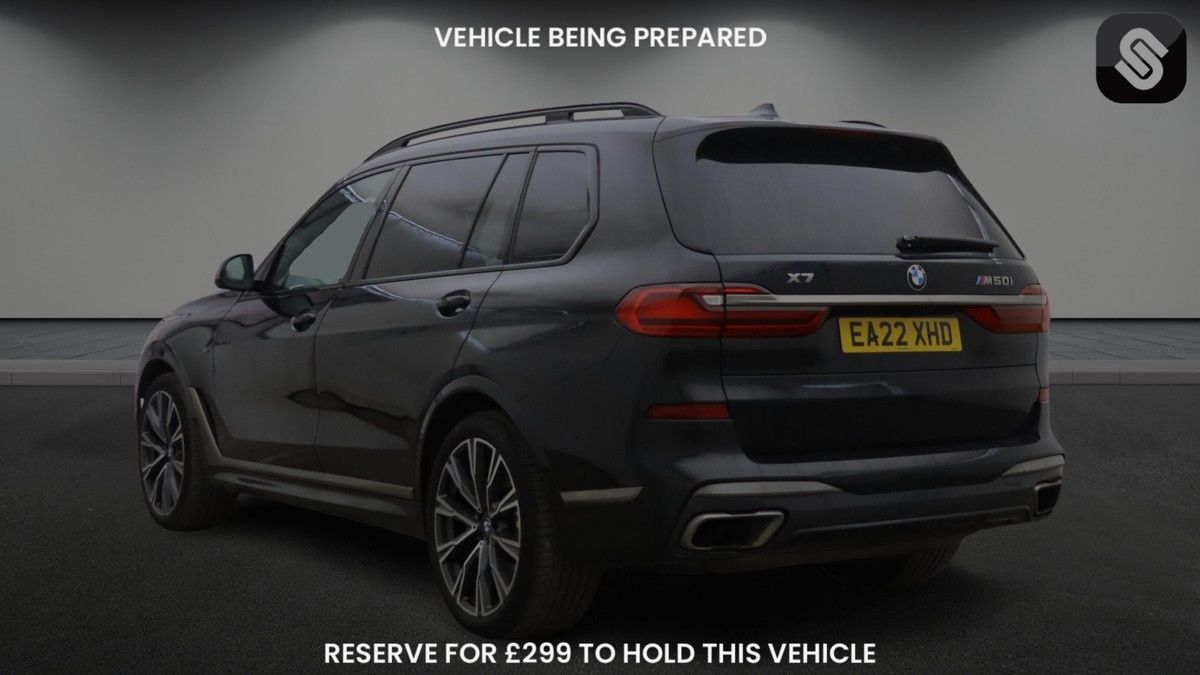 BMW X7 Image 3