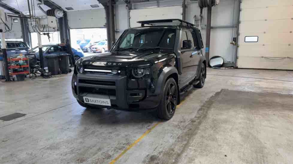 More views of Land Rover Defender 110