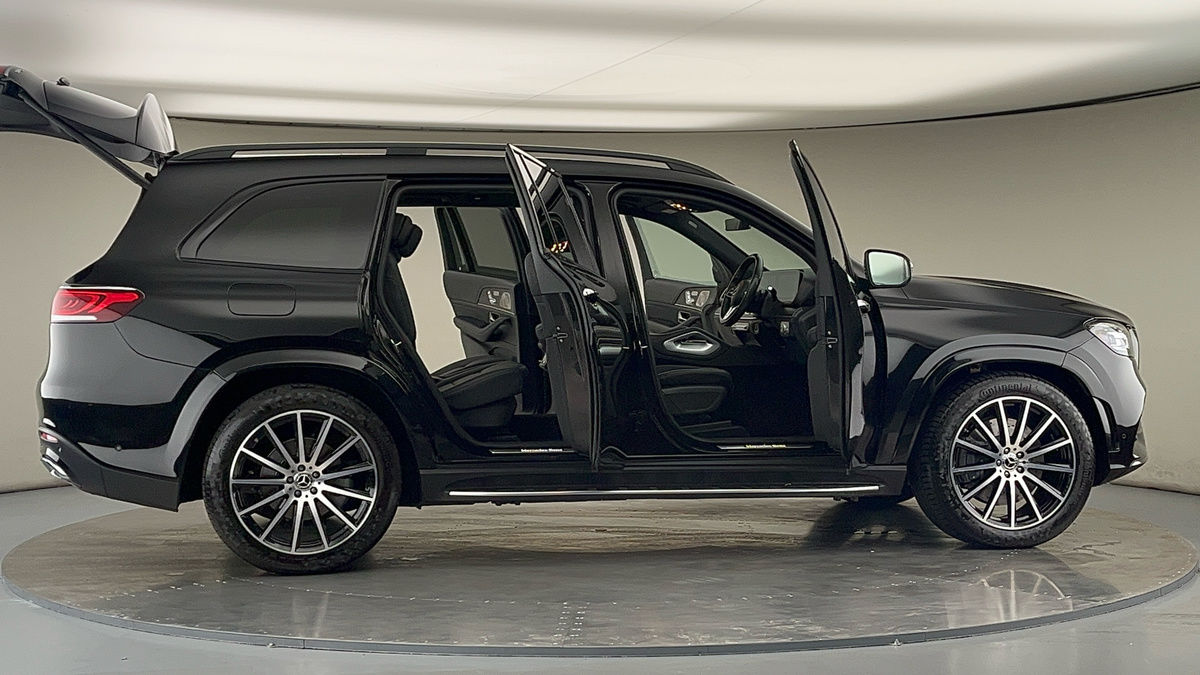 More views of Mercedes-Benz GLS