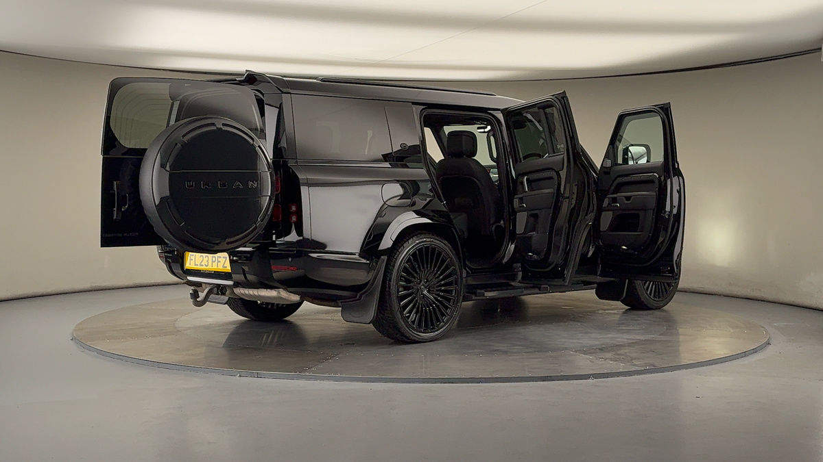 More views of Land Rover Defender 130