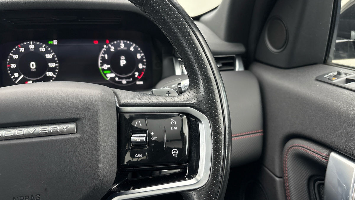 Land Rover Discovery Sport Image 14