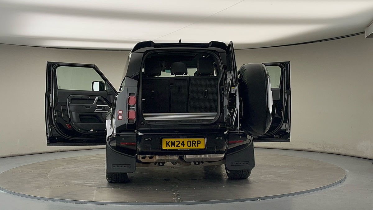 More views of Land Rover Defender 90