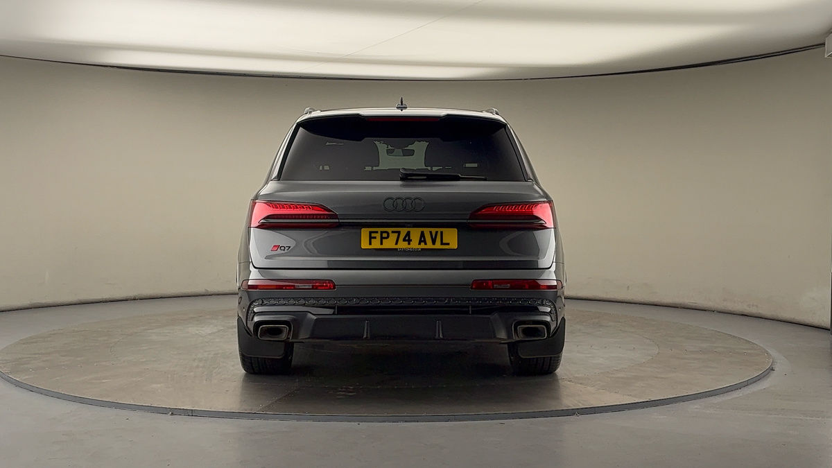 Audi Q7 Image 4