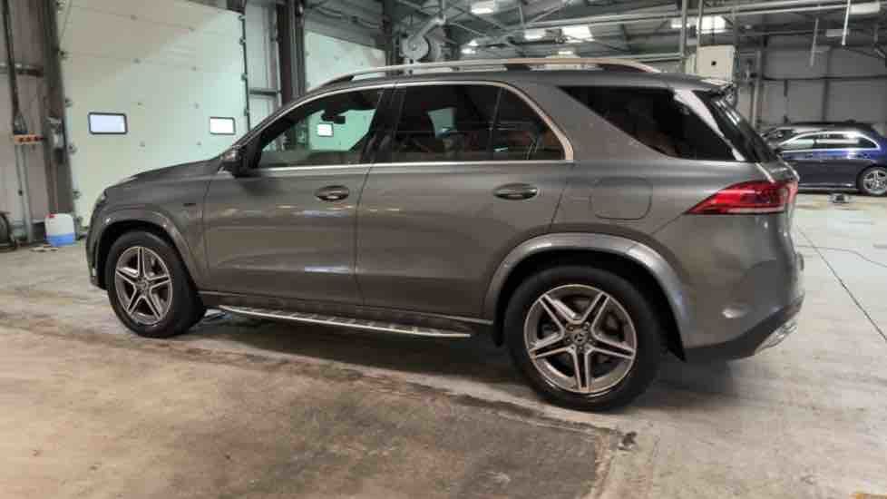 More views of Mercedes-Benz GLE