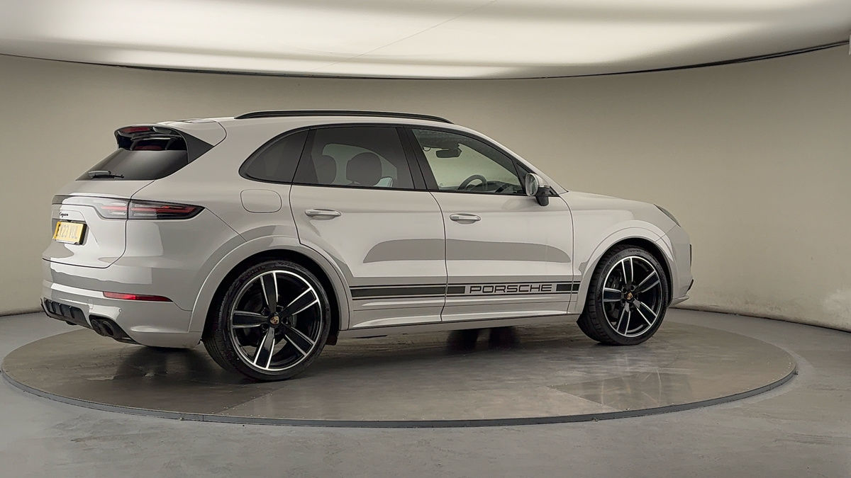 More views of Porsche Cayenne