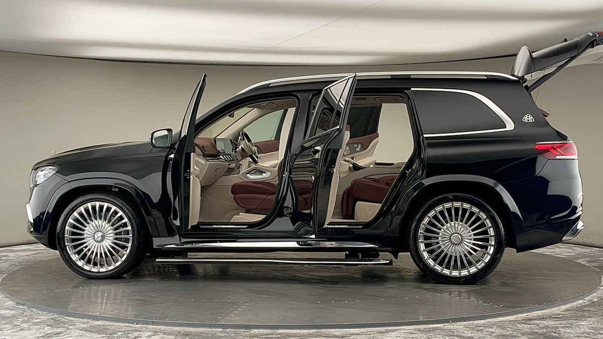 More views of Mercedes-Benz Maybach GLS