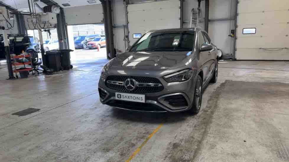 More views of Mercedes-Benz GLA