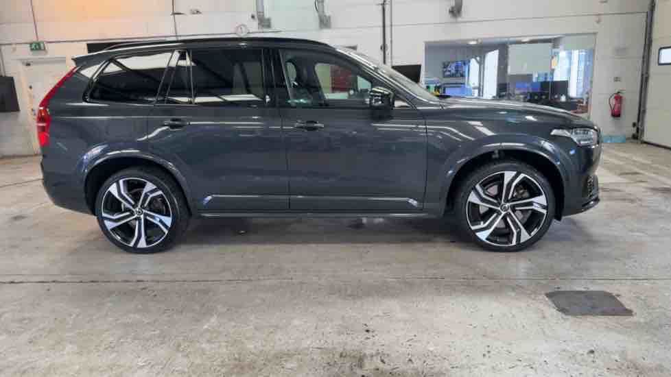 More views of Volvo XC90