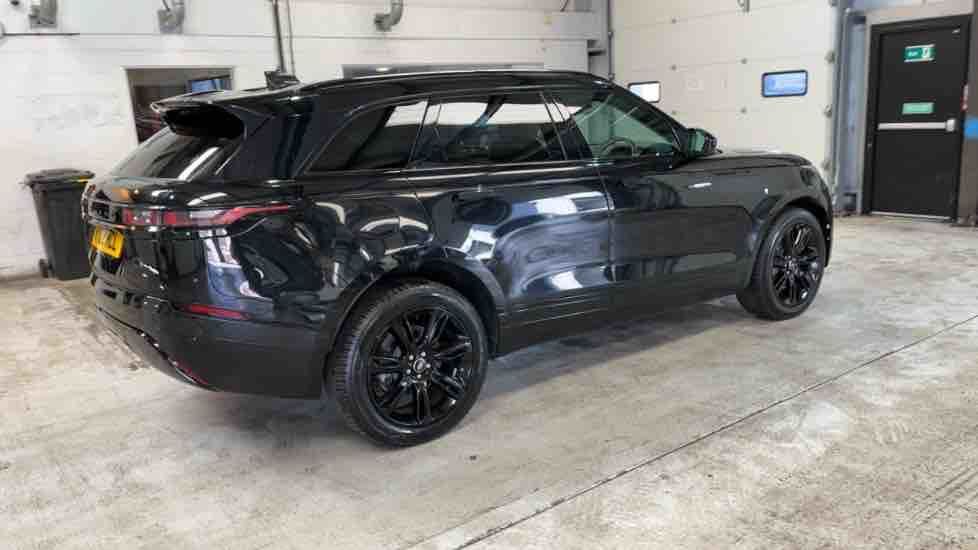 More views of Land Rover Range Rover Velar