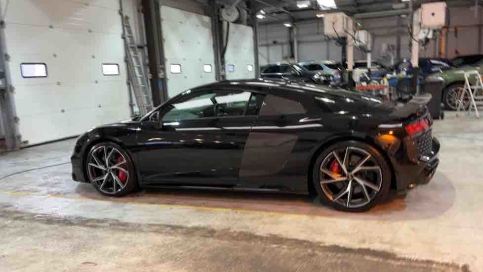 More views of Audi R8