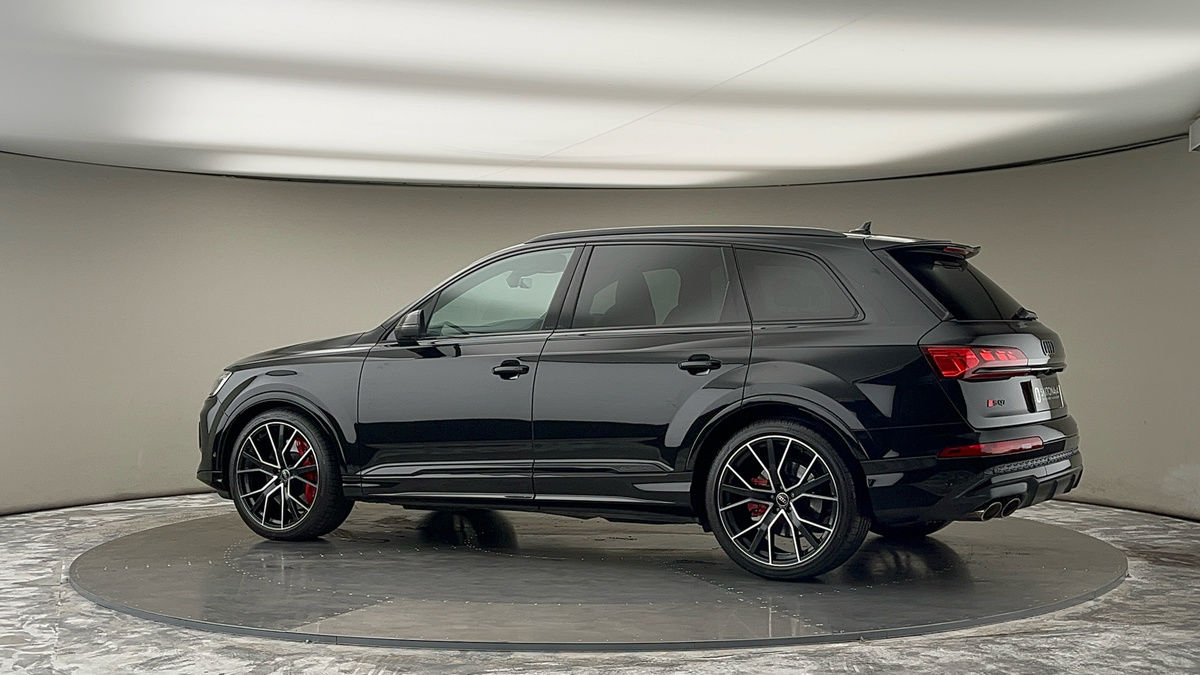 More views of Audi SQ7