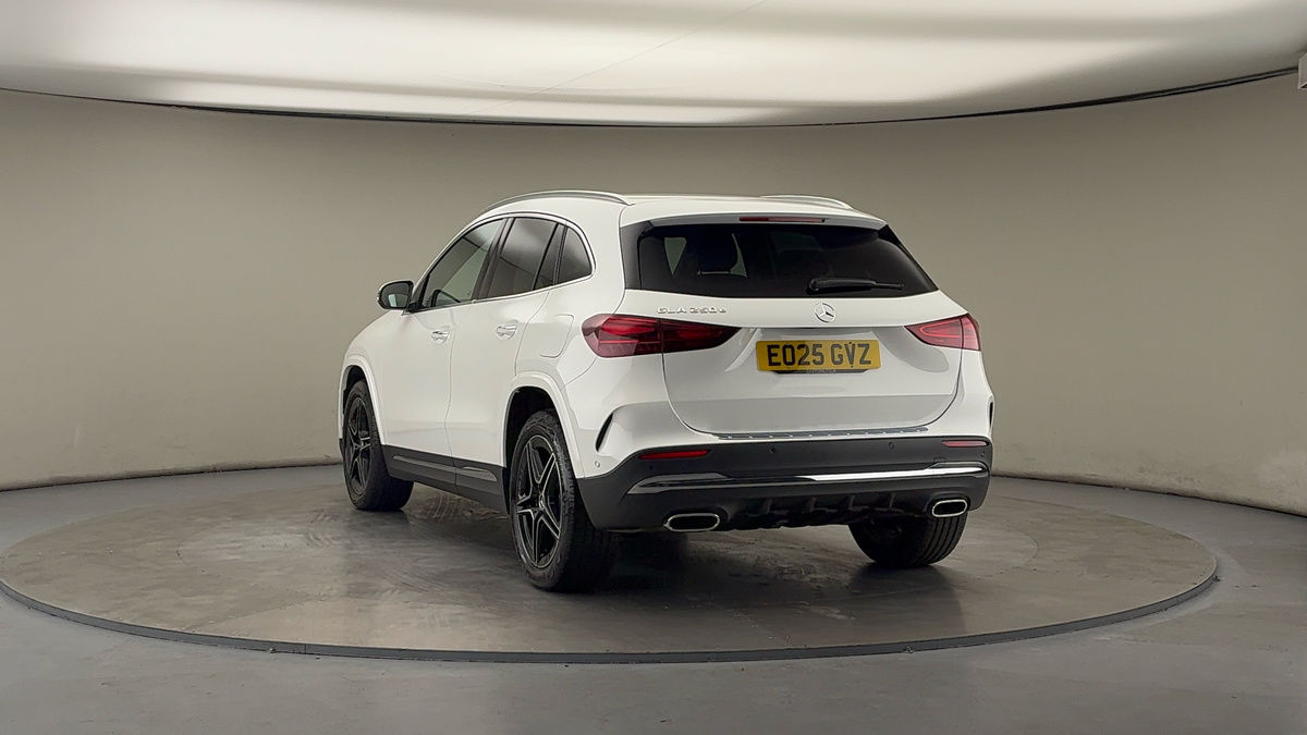 More views of Mercedes-Benz GLA