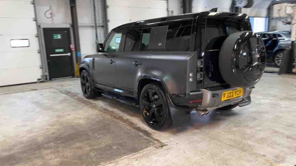 More views of Land Rover Defender 110