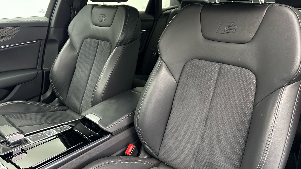 Audi A6 Saloon Image 7