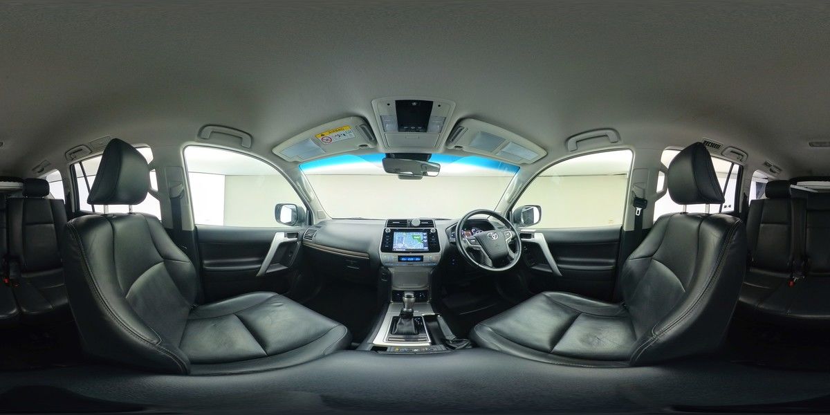 More views of Toyota Land Cruiser
