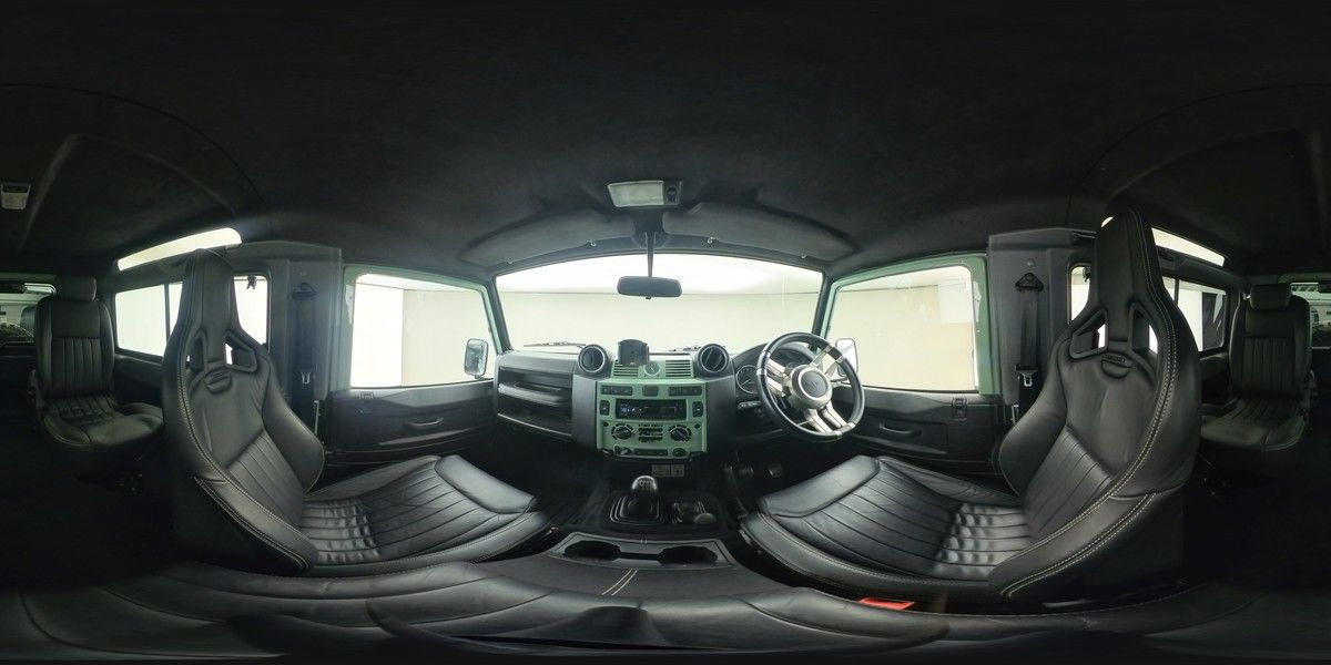 More views of Land Rover Defender 90