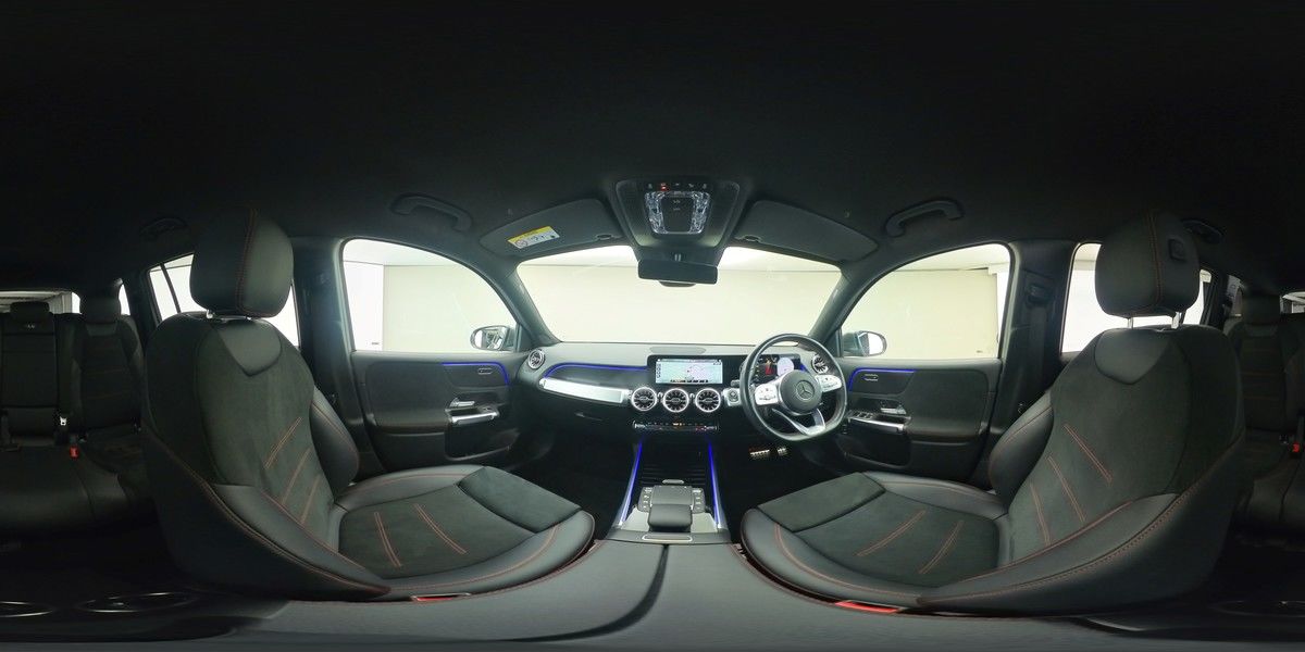 More views of Mercedes-Benz GLB