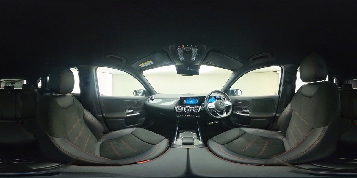 More views of Mercedes-Benz GLA
