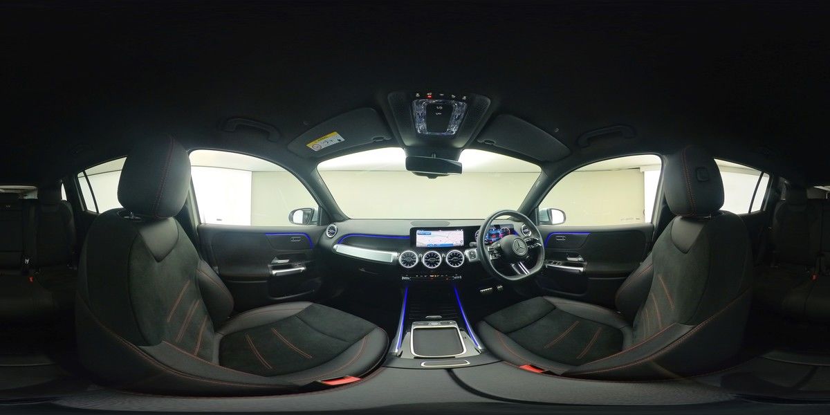 More views of Mercedes-Benz GLB