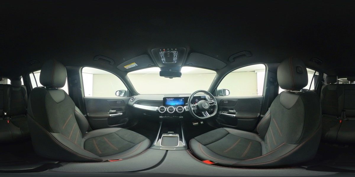 More views of Mercedes-Benz GLB
