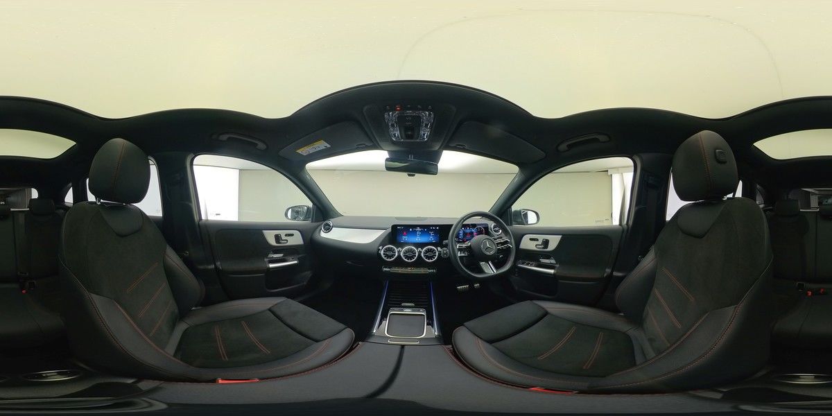 More views of Mercedes-Benz GLA
